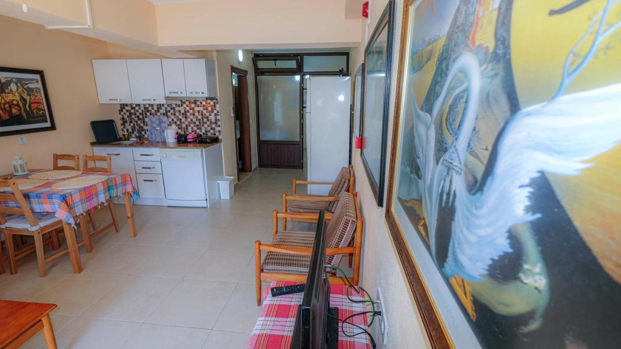 Teras Butik Apart Карабурун Экстерьер фото
