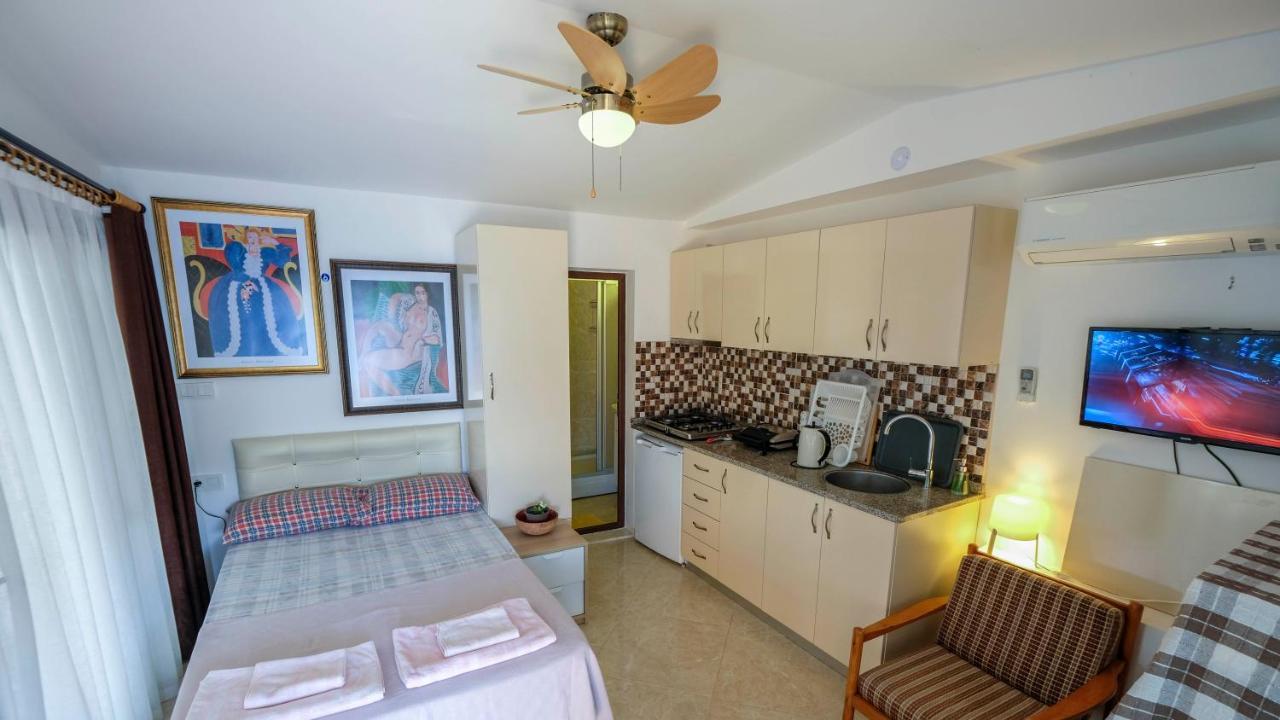 Teras Butik Apart Карабурун Экстерьер фото