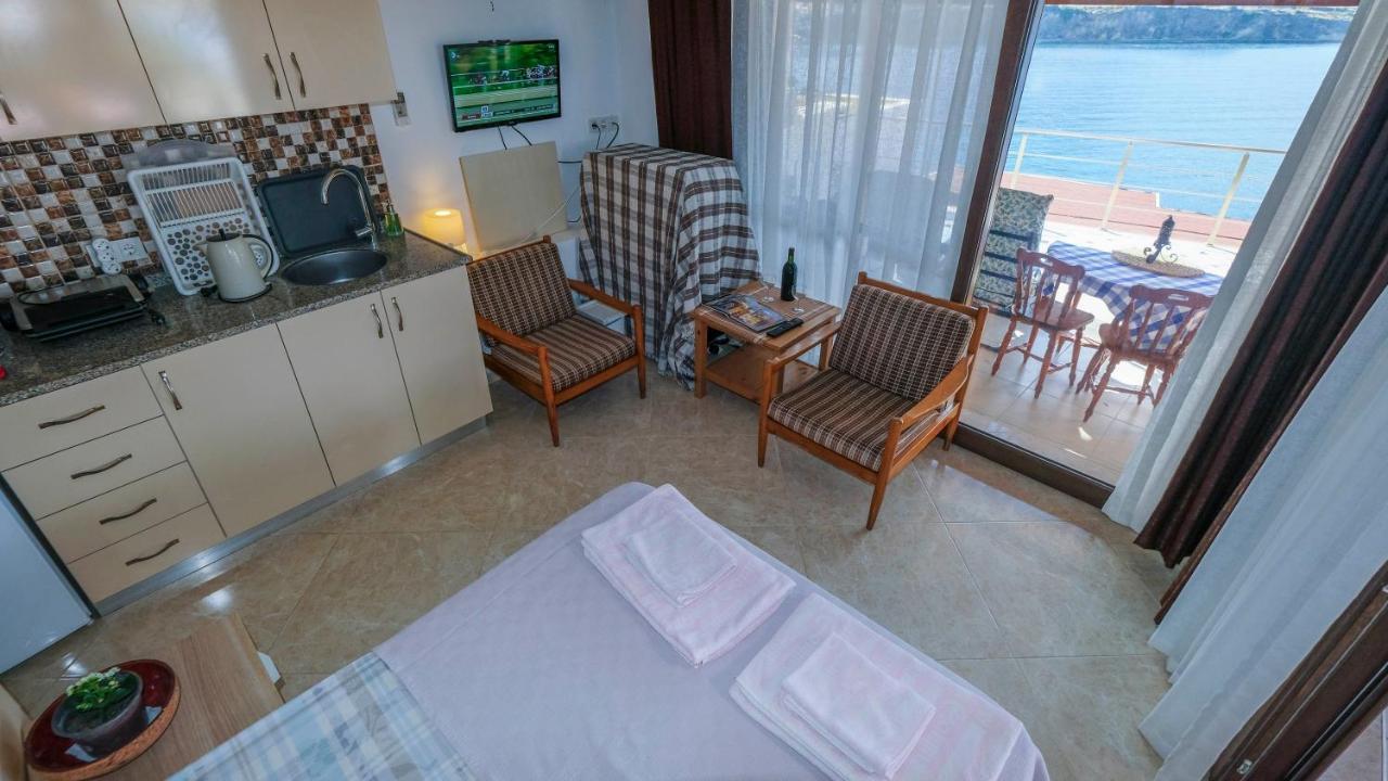 Teras Butik Apart Карабурун Экстерьер фото