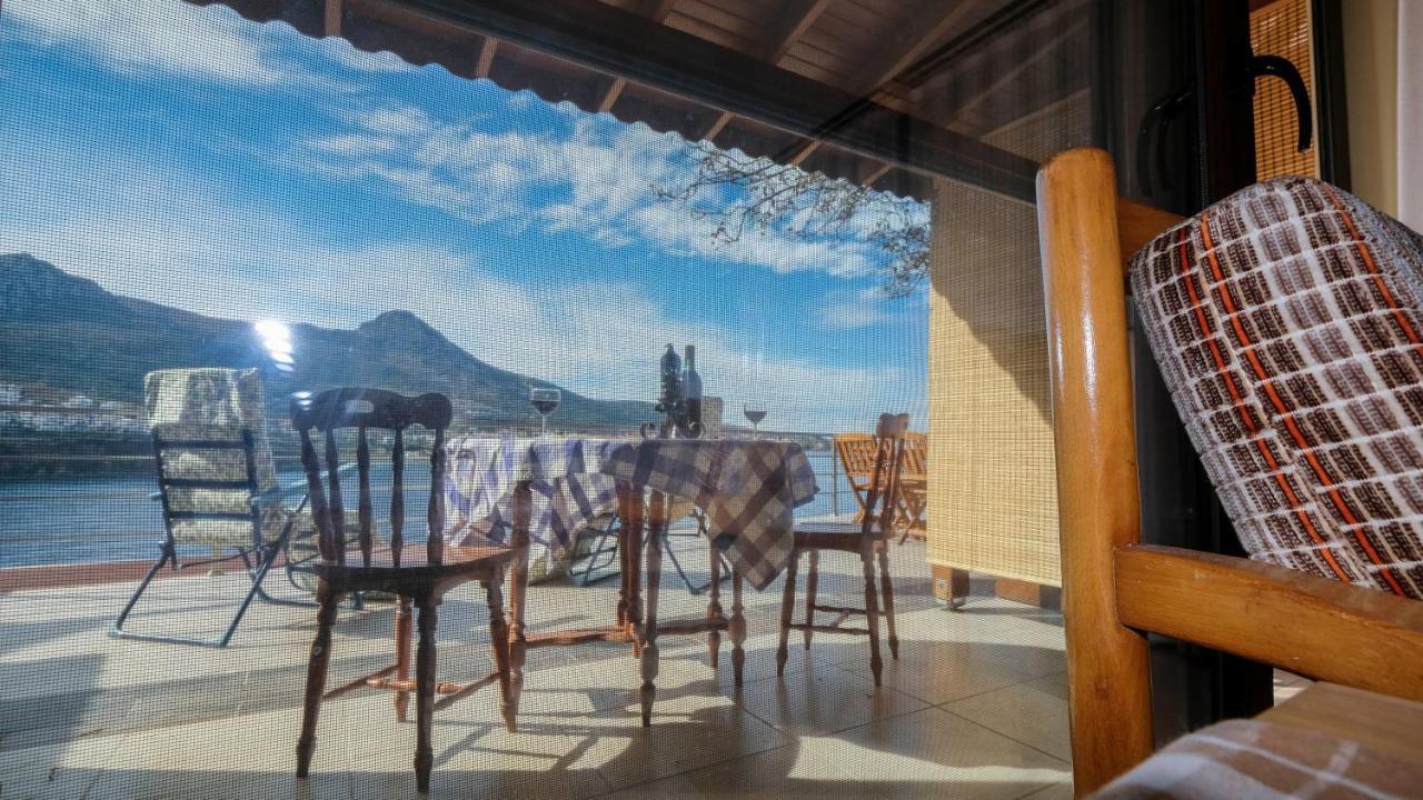 Teras Butik Apart Карабурун Экстерьер фото