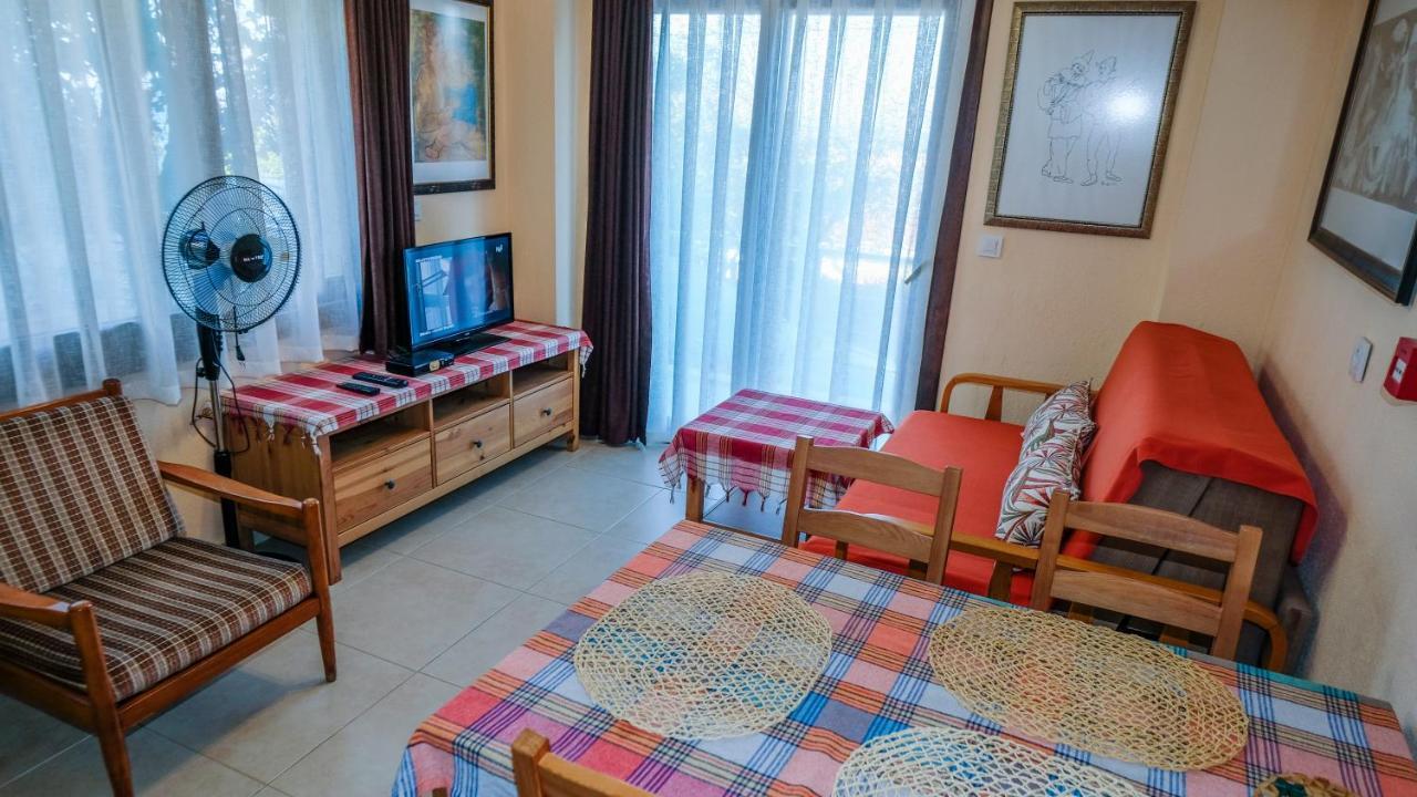 Teras Butik Apart Карабурун Экстерьер фото