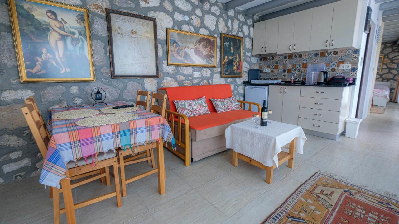 Teras Butik Apart Карабурун Экстерьер фото